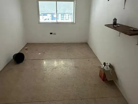 Local en Venta en Moreno, USD 300.000