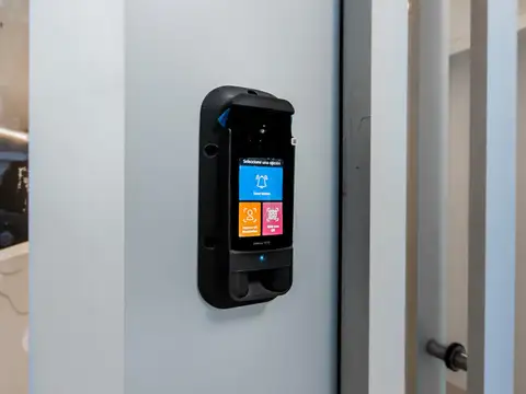 Oficina Monoambiente con 4 baños