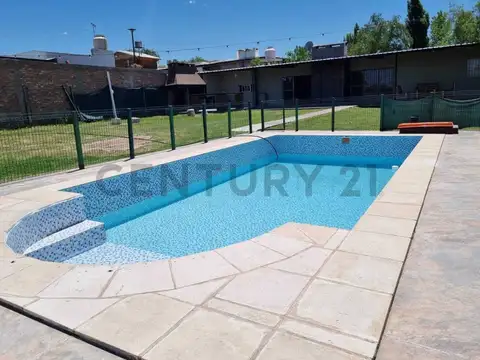 Av la virgen y las magnolias , Piso 0