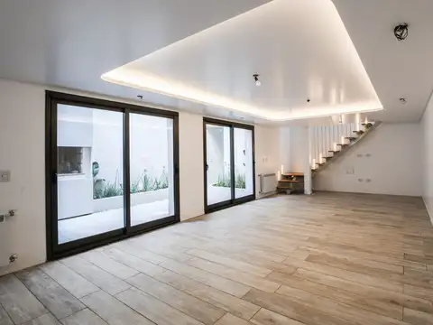 Depto Tipo Casa en Venta de 4 ambientes