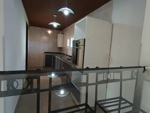 CASA EN ALQUILER BARRIO LOS ARCOS - PLOTTIER