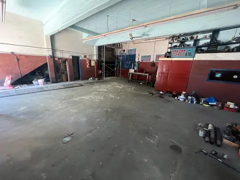 Galpon en Venta 10  mts Frente