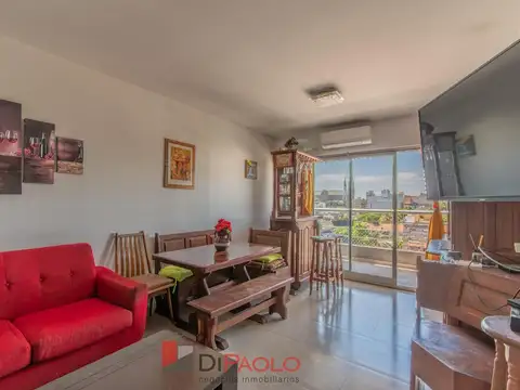 Venta departamento 3 ambientes con cochera en Santos Lugares