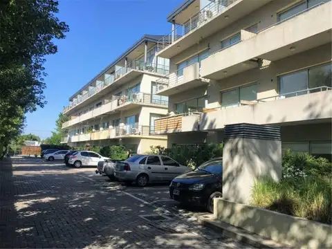 Departamento en Alquiler con 1 cocheras