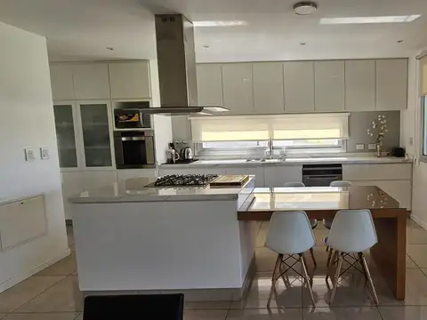 Casa en Alquiler al Sur