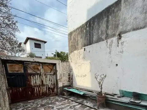 Depto Tipo Casa en Venta 80 años