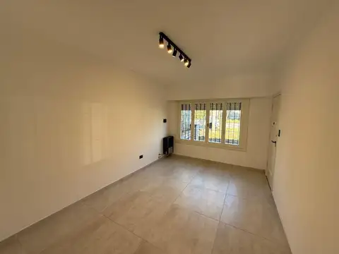 Fortunato de la Plaza al 2400