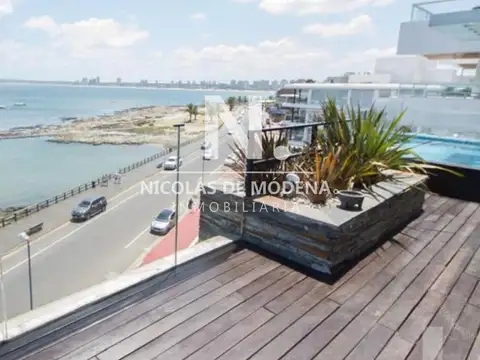 Penthouse en primera fila Puerto, Punta del Este