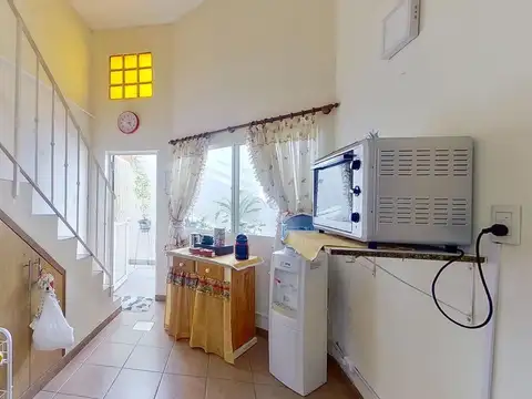 Depto Tipo Casa en Venta en Crucesita, USD 93.900