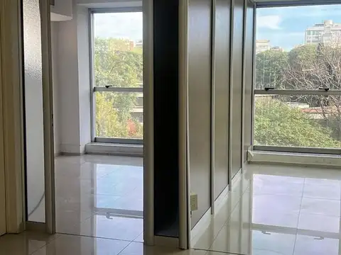 Av. Luis Maria Campos al 1000