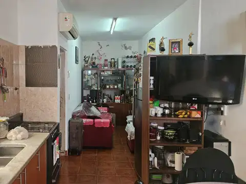 Depto Tipo Casa 5 ambientes con 2 baños