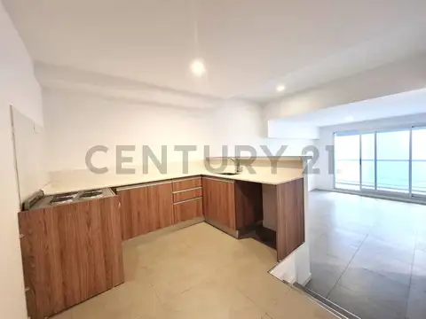 AV San Martin 1700, Piso 0