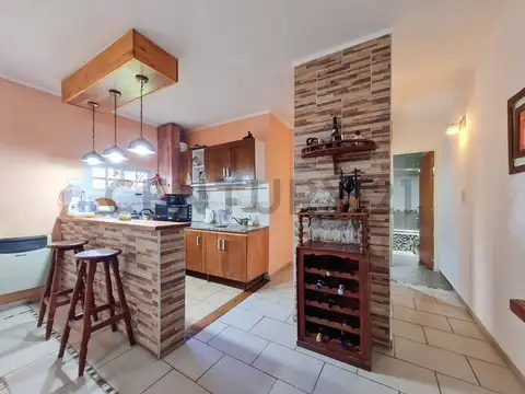 522 e/ 9 y 10 1400, Piso 0