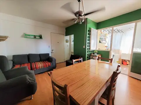 Av. Belgrano al 2400