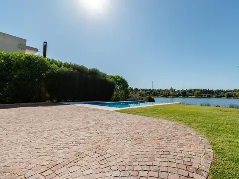 Casa en Alquiler 5 años