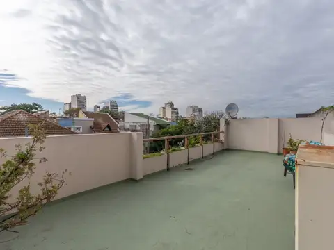 Depto Tipo Casa en Venta de 4 dormitorios