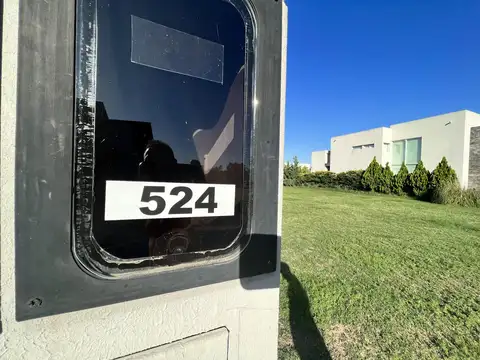 Terreno en Venta en San Sebastian, USD 230.000