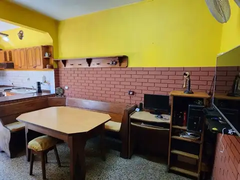 CASA 3 AMBIENTES VENTA LANUS OESTE