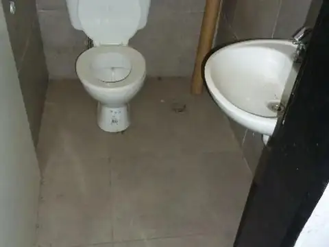 LOCAL EN VENTA SOBRE IRIGOIN