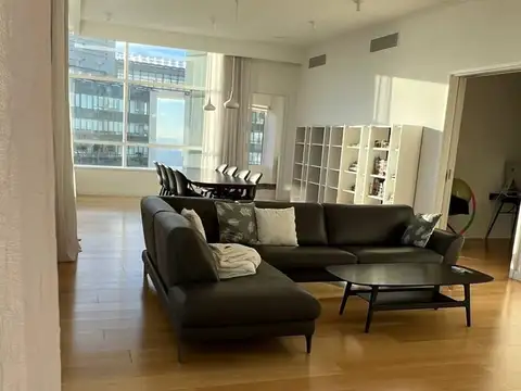 Departamento en Alquiler de 4 dormitorios