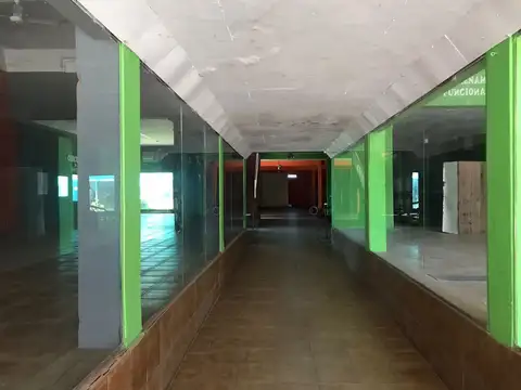 Local en Venta 70 años