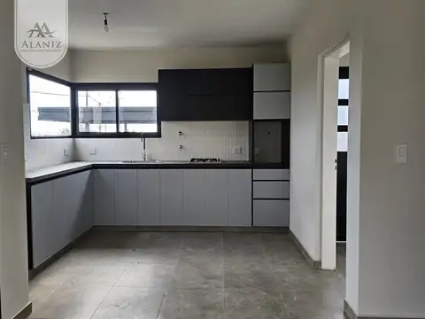 Casa en Venta en La Arbolada, USD 170.000