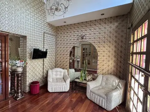 Local en Alquiler en Isidro Casanova, $ 5.000.000