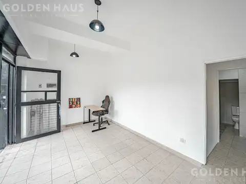 Av Directorio al 3200