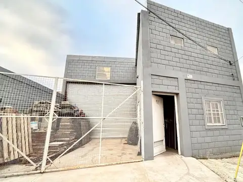 Depósito / Galpón a metros de Aut. Panamericana