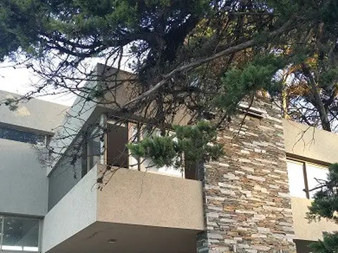 CASA DE CATEGORIA EN BARRIO PRIVADO GOLF LINKS