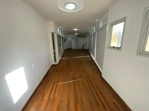 Local en Venta 25 años