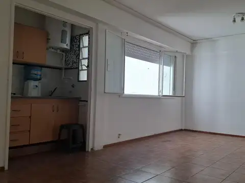 Departamento en Alquiler en Olivos, $ 480.000