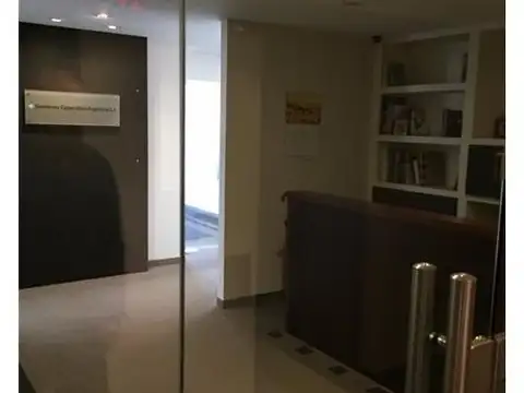 Oficinas de categoria / 220M2 / Torre / cocheras