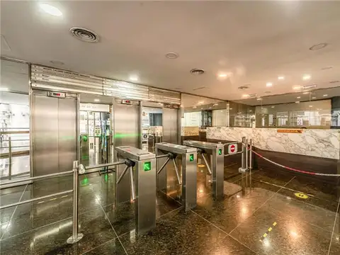 Oficina en Venta con 1 cochera