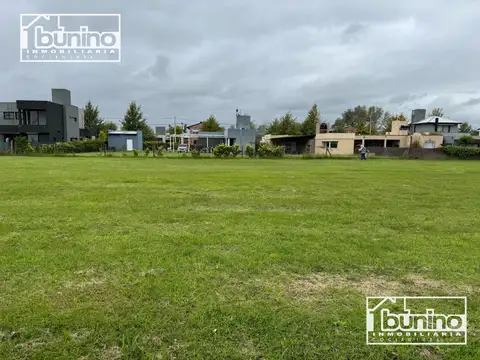 ¡OPORTUNIDAD! Terreno en venta Barrio cerrado "Las Casuarinas" - Ibarlucea