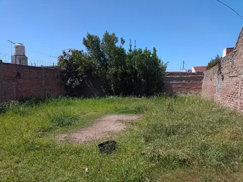 CASA 3 AMB. A RECICLAR LOTE 8,66 x 30M