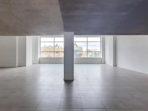 Local en Alquiler en Neuquen, USD 1