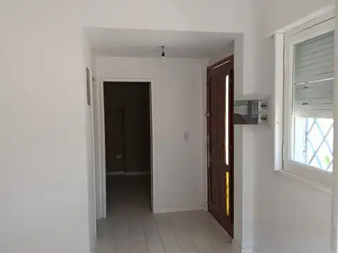 Depto Tipo Casa en Alquiler de 2 ambientes