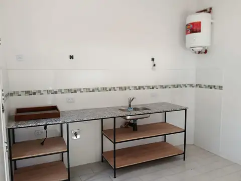 Depto Tipo Casa 2 ambientes con 1 baño