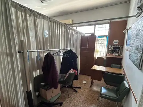 Local en Venta en Villa Adelina, USD 165.000