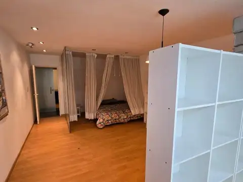 Oficina en Alquiler en Monserrat, $ 500.000