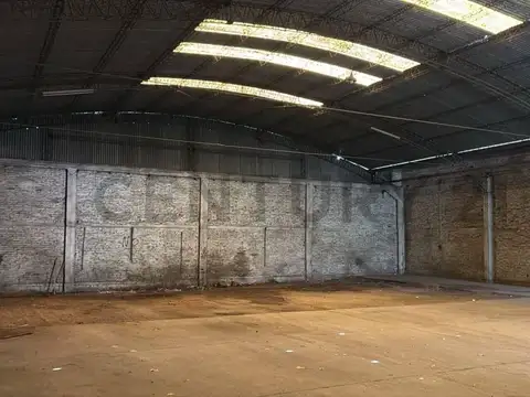 Galpon en Alquiler 20  mts Fondo
