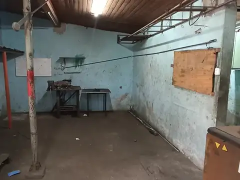 Local en Alquiler Via Pública