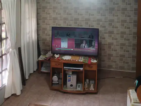 Depto Tipo Casa en Venta de 5 ambientes