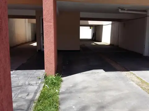 Cochera en Venta Descubierta