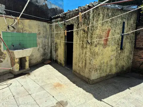 Depto Tipo Casa en Venta con 1 cocheras