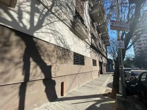 VENTA COCHERA FIJA EXCELENTE OPORTUNIDAD CABALLITO