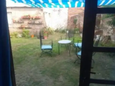 Casa 3 ambientes con 2 baños