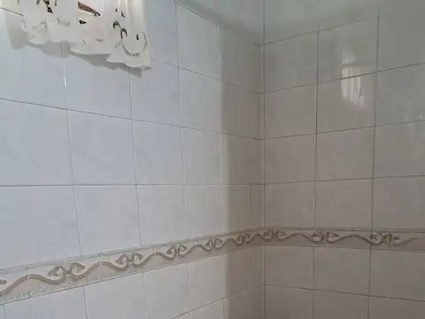 Depto Tipo Casa 4 ambientes con 1 baño