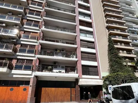 Jose E Colombres 200, Piso 3